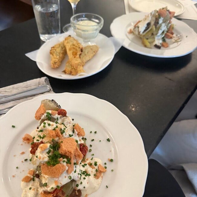 Le Relais des Florent - Creative, Buvettes Restaurants in Quebec