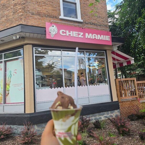 Cr&egrave;merie Chez Mamie - Restaurants Caf&eacute;s, Desserts et Sucreries de Qu&eacute;bec
