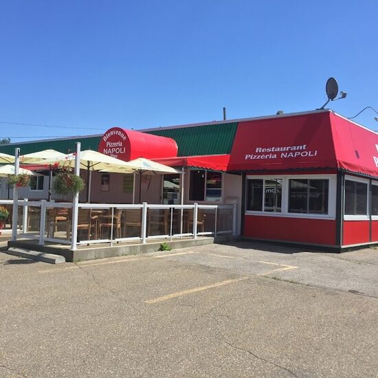 Pizzeria Napoli Express - Steakhouses, Poutine Restaurants in Montreal