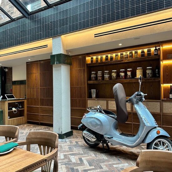 Le Grand Comité - Restaurants Contemporains/Modernes de Montréal