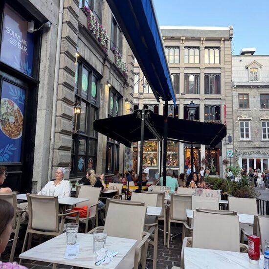 Souvlaki Bar - Restaurants Grecs de Montréal