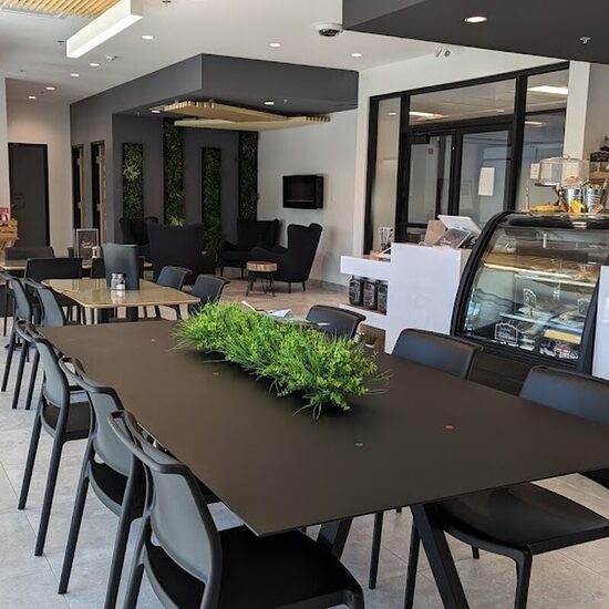 Café Espoir - Breakfast, Poutine, Cafés Restaurants in Montreal