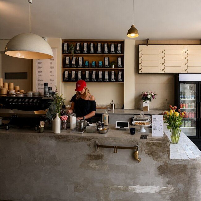 FineFineFine Caf&eacute; -  Restaurants Near: H2L1B7