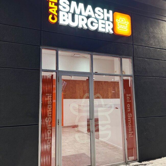 Café Smashburger - Restaurants près de: H3R2J8