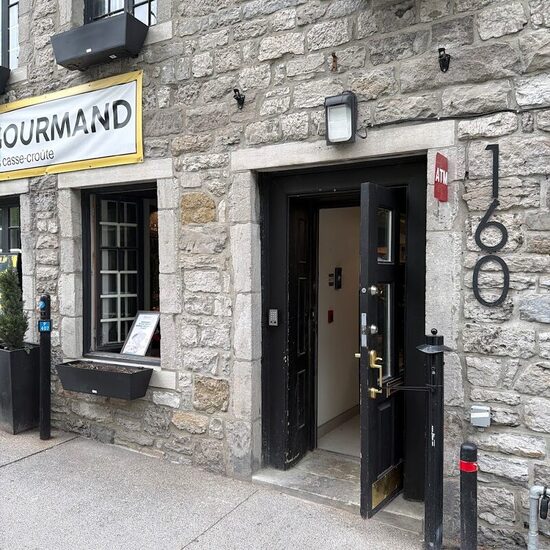 Caprice Croffle et Crêpe - Restaurants in Montreal