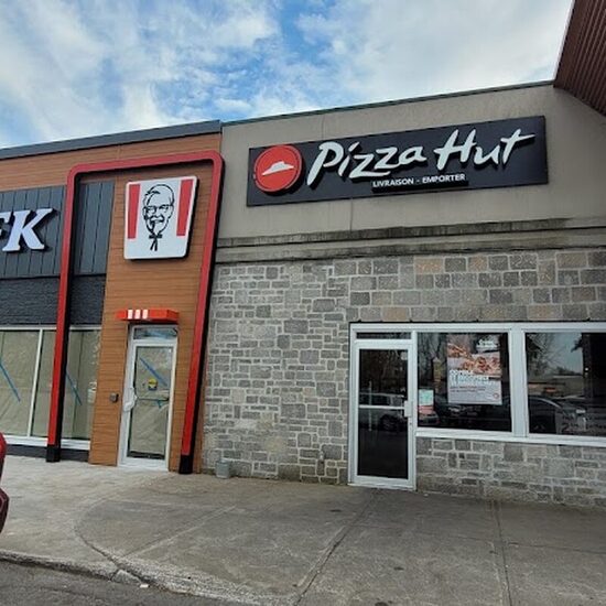Pizza Hut - Pizza, Middle Eastern Restaurants in Montreal