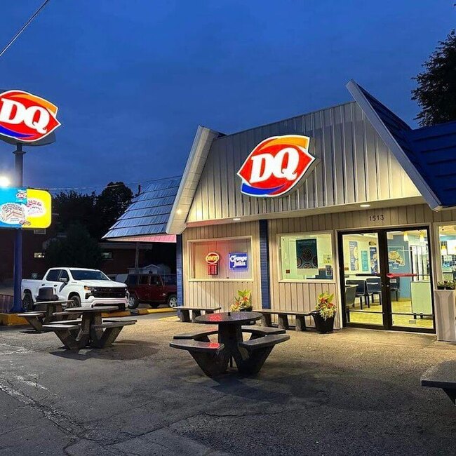 Dairy Queen - Restaurants pr&egrave;s de: J0N1P0