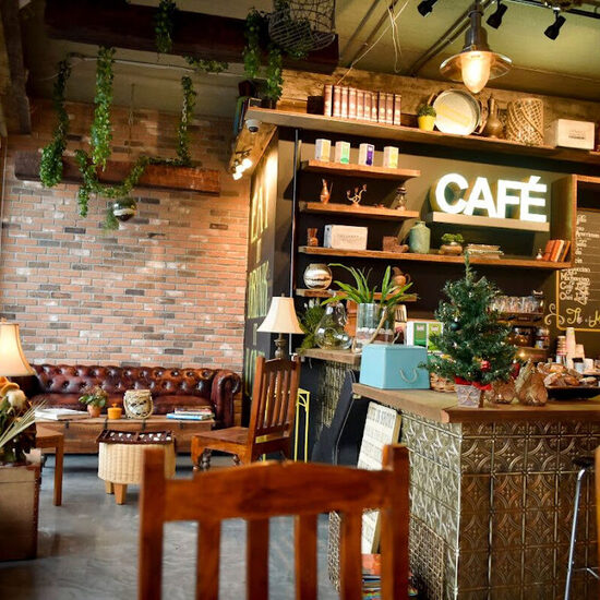 Café Chez Amel - Restaurants de Montréal
