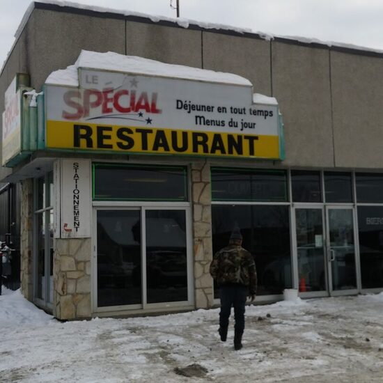 Special Restaurant - Breakfast, Poutine Restaurants in Saint-Jérôme