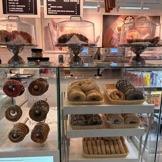 La Fabrique de Bagel Montréal - Restaurants Cafés, Bagels de Dorval