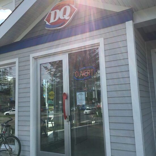 Dairy Queen - Takeout Available Restaurants in Saint-Lazare