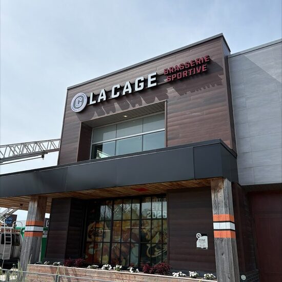 La Cage - Restaurants in Montreal