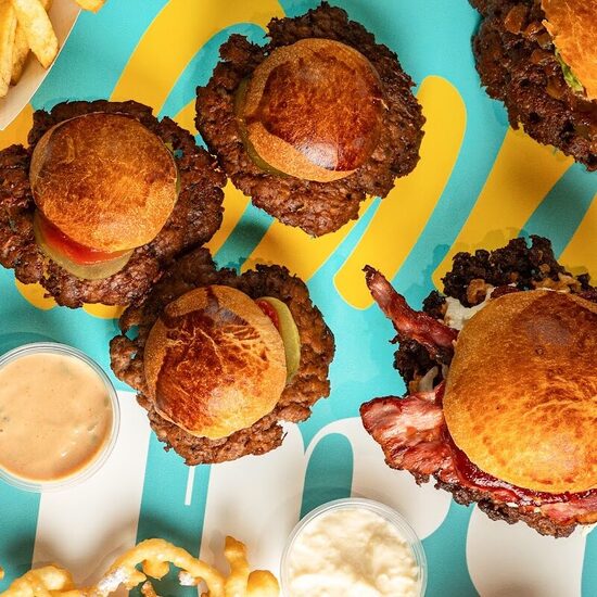 BaliBurger MK - Kosher Restaurants in Montreal