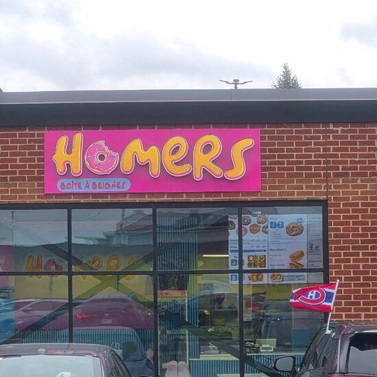 Homers Bo&icirc;te &agrave; Beignes - Restaurants de Montr&eacute;al