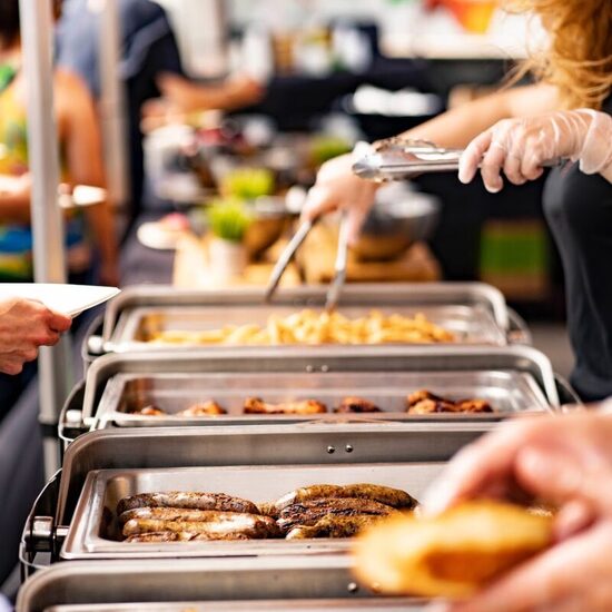 Cosmos Caterer - Restaurants Livraison de Qu&eacute;bec