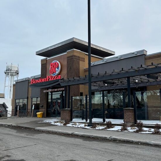 Boston Pizza - Restaurants de Montréal