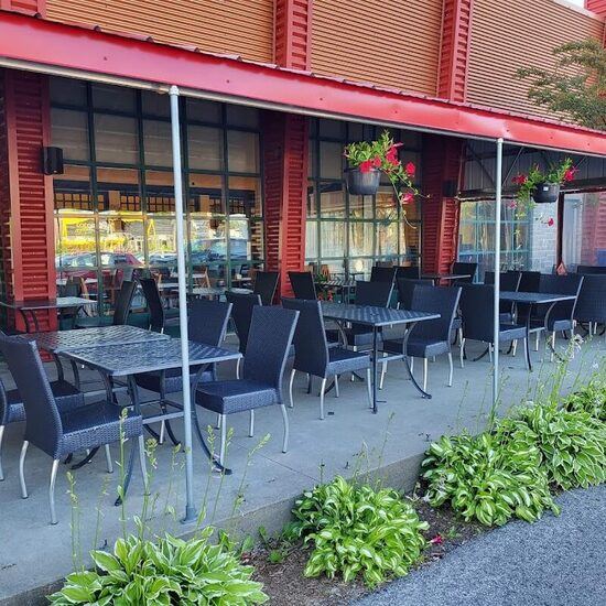 Cora Déjeuners et dîners - Restaurants de Montréal