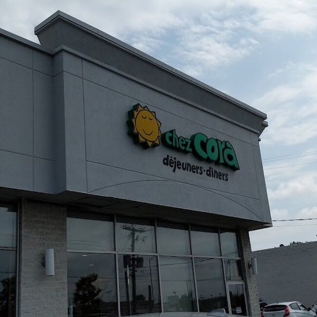 Cora D&eacute;jeuners et d&icirc;ners Restaurant