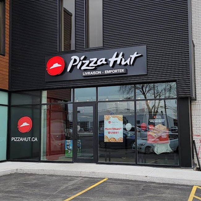 Pizza Hut - Ch&acirc;teauguay Good For Groups Open Lunch Restaurants
