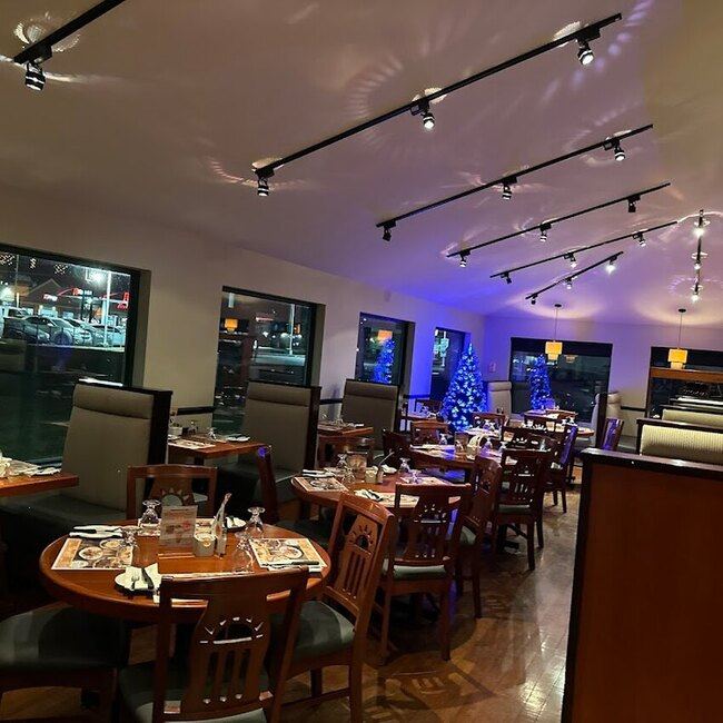 Casa Grecque - Montreal Bring your own wine Open Morning Restaurants