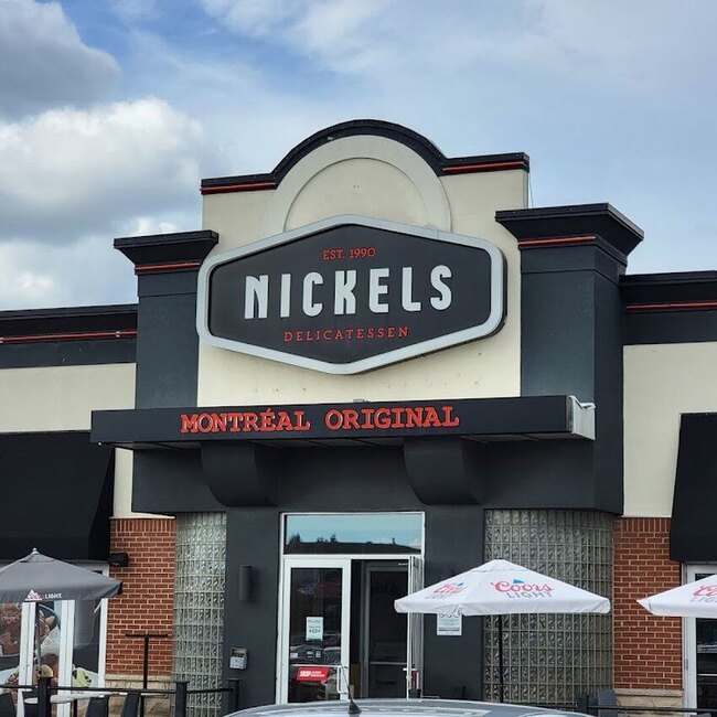 Nickels Deli & Bar - Restaurants Brunch pr&egrave;s de: H4J1C8