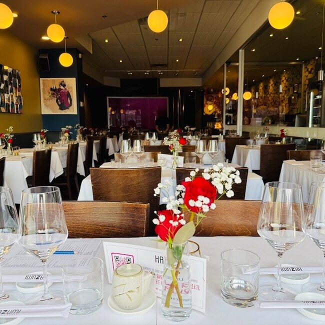 Kazumi Sushi Lounge - Restaurants Livraison pr&egrave;s de: H1M2B3
