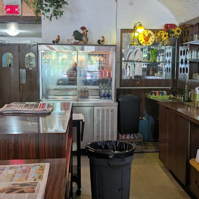 Coq-O-Bec - Restaurants pr&egrave;s de: H1L2M3