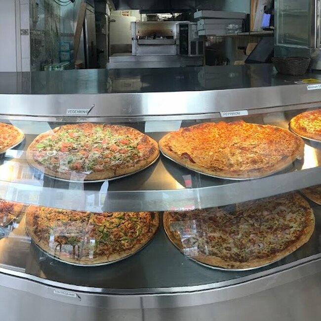 Show Pizza - Restaurants près de: H3T1Y1