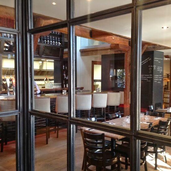 Magia Restaurant & Garde-Manger - Magia Restaurant & Garde-Manger Restaurants