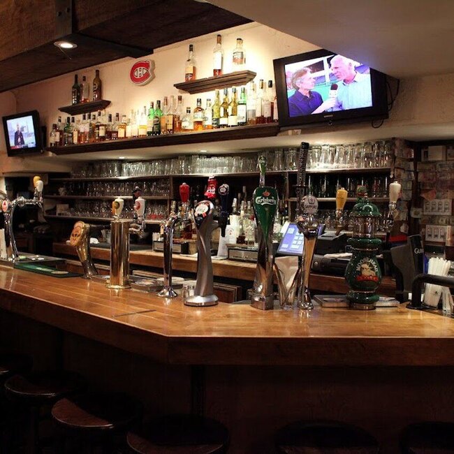 Ye Olde Orchard Pub & Grill - Fish & Chips Brunch in Montreal