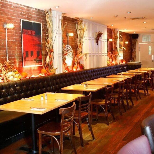 Burger Bar Crescent - Salades Ouverts mardi Centre-ville