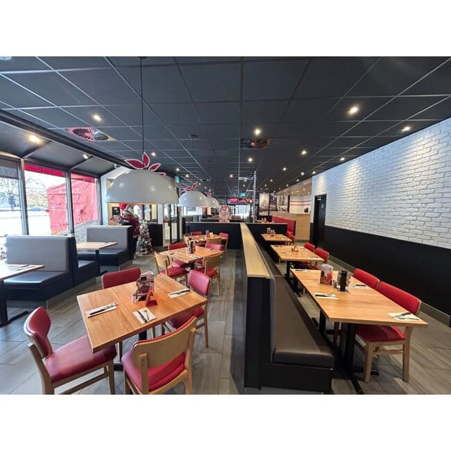 Toujours Mikes - Mont-Tremblant Brunch Restaurants