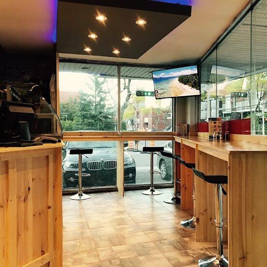 Pendeli's Pizza - Restaurants de Montréal
