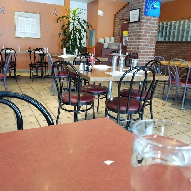 Nouilles Impériales Restaurant Montréal: Menu, Avis & Réserver (2026)