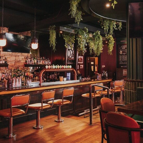 Bistro Chez Roger - Bistros in Montreal