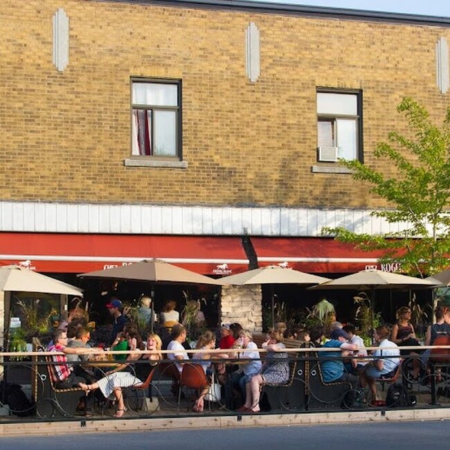 Bistro Chez Roger - Tartares Ouverts maintenant Montr&eacute;al