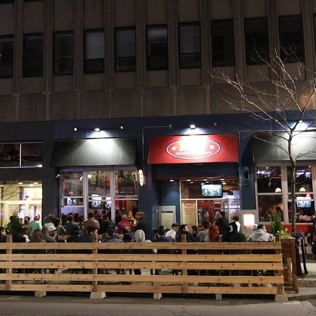 MVP Restaurant & Bar Sportif - Latin Quarter Open Supper Restaurants