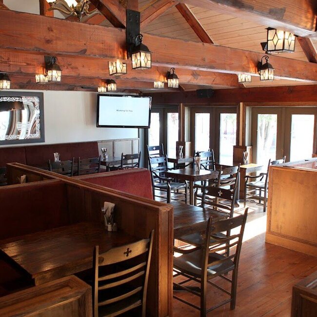 Ye Olde Orchard Pub & Grill - Fish & Chips &agrave; Laurentides (Rive-Nord)