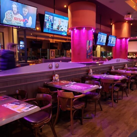 La Station des Sports - BBQ Restaurants in Montérégie (South Shore)