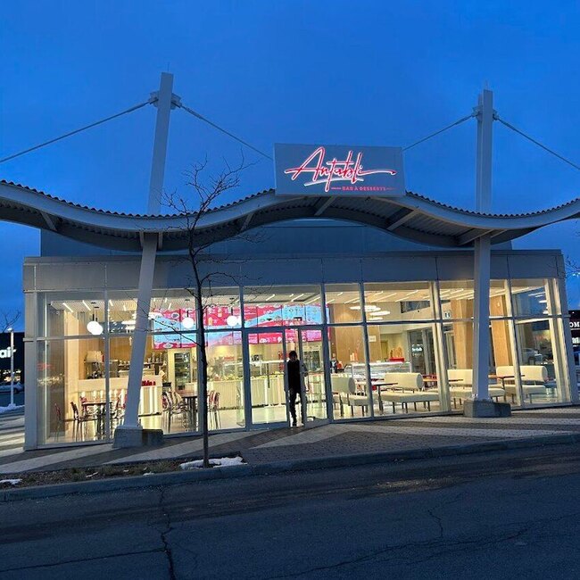 Antabli - Restaurants pr&egrave;s de: H2N2G1