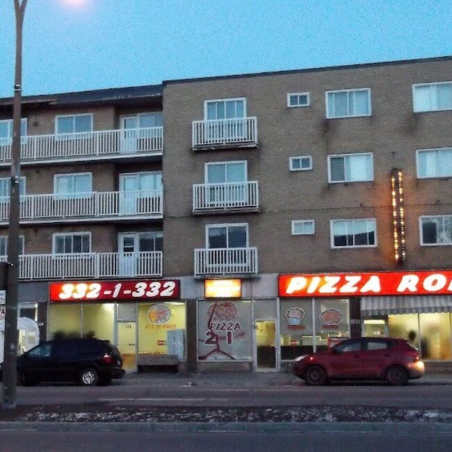 Pizza Roni - Restaurants Pizza pr&egrave;s de: H2B2A1