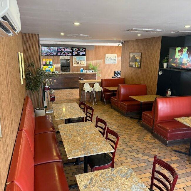 Deli Terrebonne - Restaurants Terrasses près de: J6X4E3