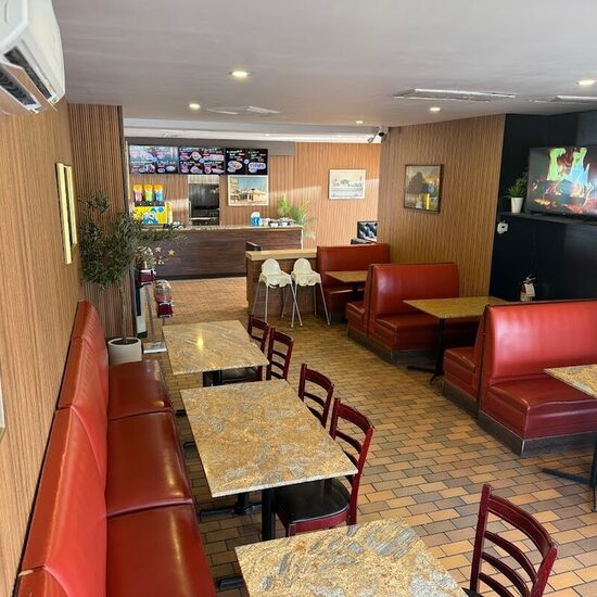 Deli Terrebonne - Restaurants Grecs, Britannique-Modernes de Montréal