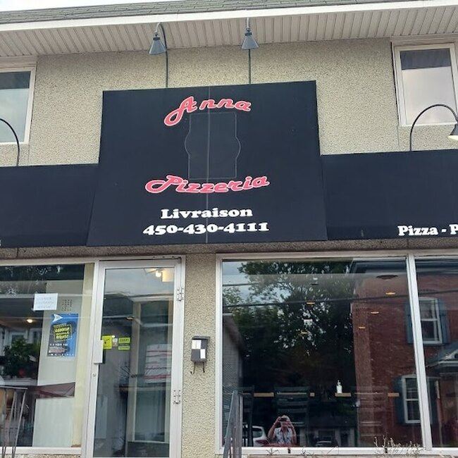 Anna Pizzeria - Restaurants pr&egrave;s de: J7E3H8