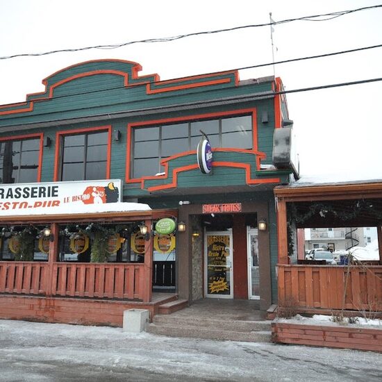 Brasserie Le Bistro Resto Pub -  Restaurants Near: J9L2A4