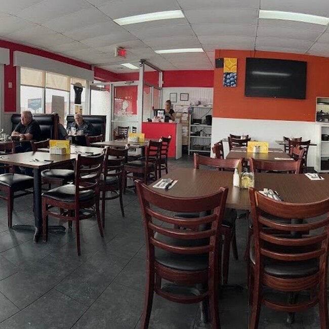 Restaurant Le Saint-Laurent - Breakfast, Persian Restaurants in Saint-Eustache