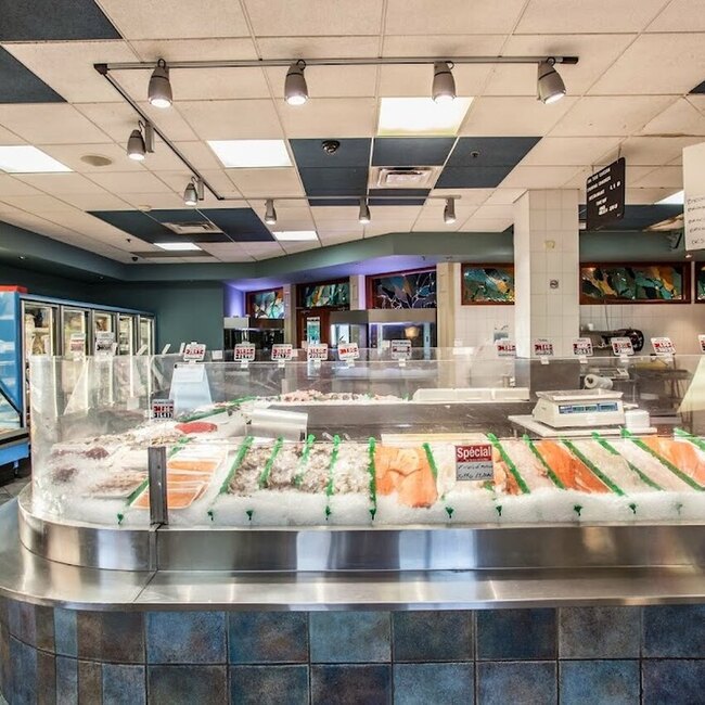 Solémer - Restaurants Brunch près de: H4L1H3