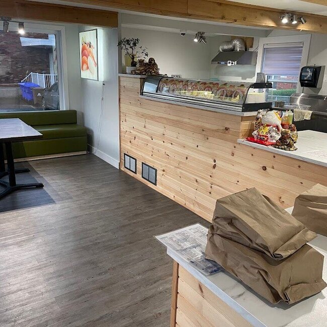 Avocado Sushi Express Restaurant