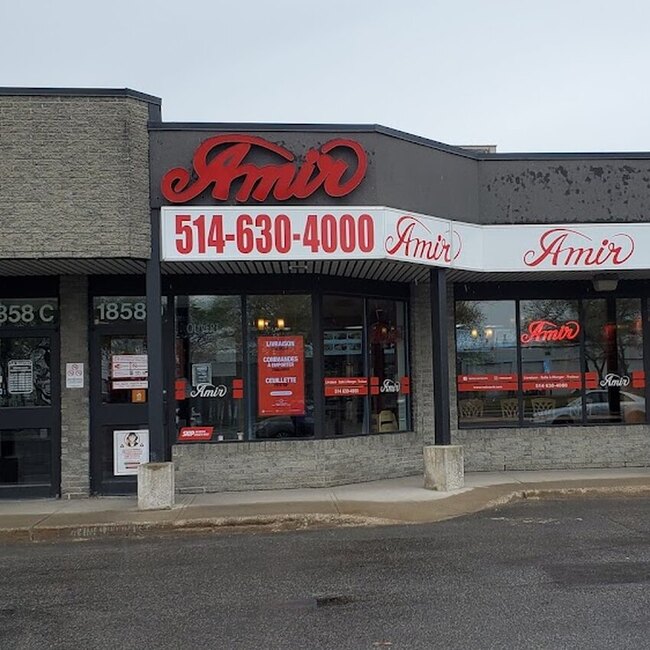 Amir - Restaurants Entr&eacute;e accessible aux fauteuils roulants Dollard-des-Ormeaux