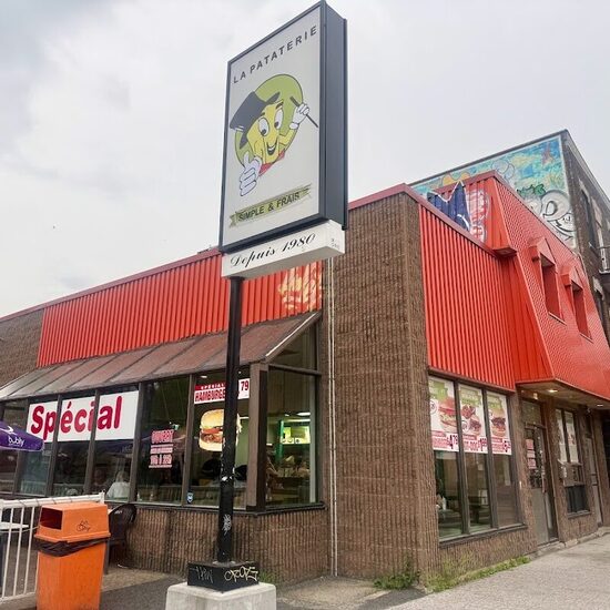 La Pataterie - Poutine in Montreal-East